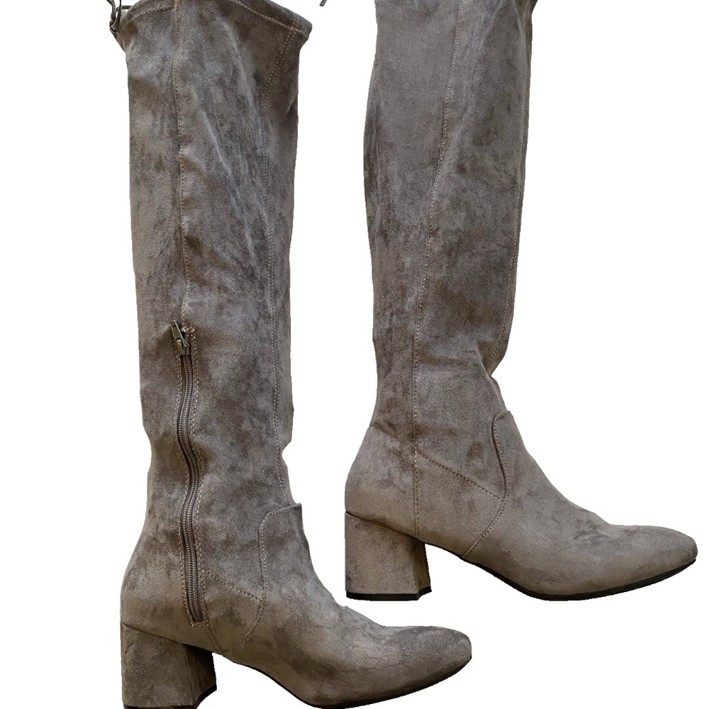 Sugar Women’s Boots Gray Size 10 Knee High Faux Suede Side Zip Heel Rounded Toe